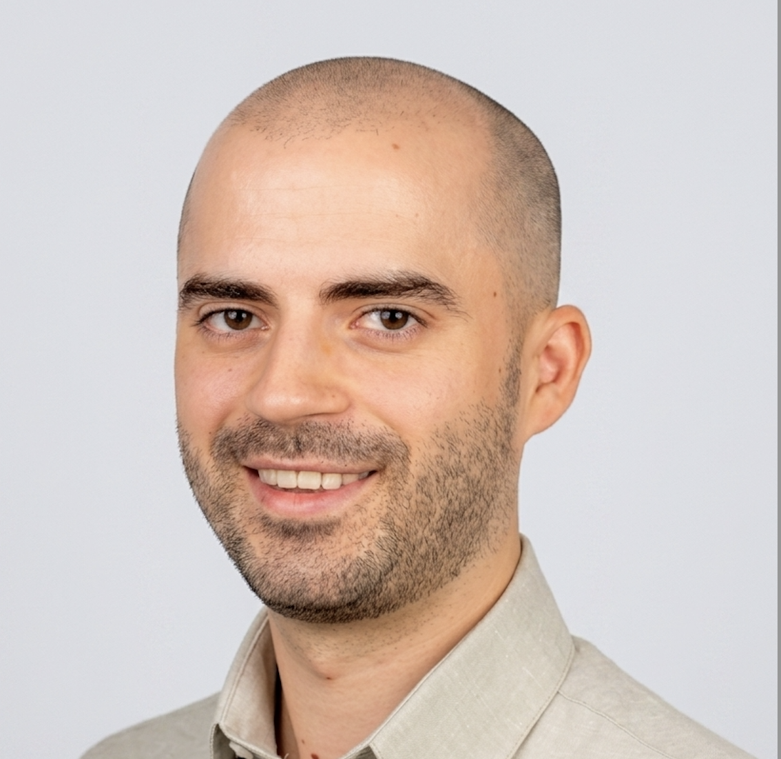Lukas Eggenberger Portrait View